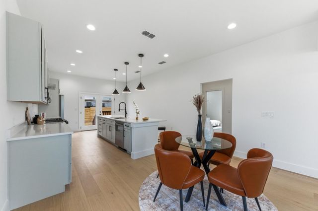 1197 Coleto ST, Austin, TX 78702