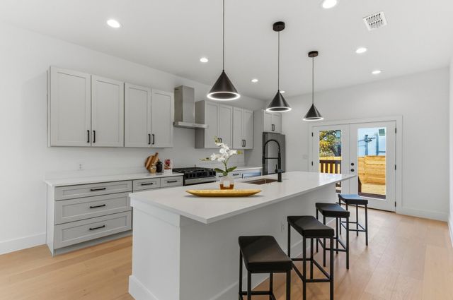 1197 Coleto ST, Austin, TX 78702