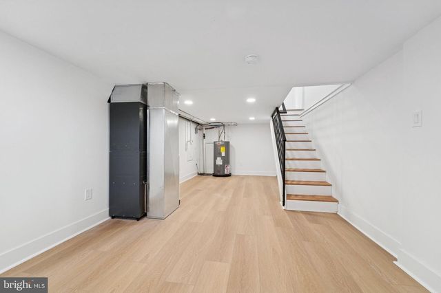 1806 E MOYAMENSING AVE, Philadelphia, PA 19148