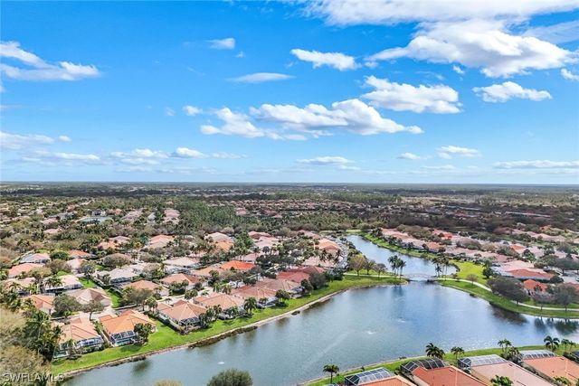 4272 Redonda LN, Naples, FL 34119