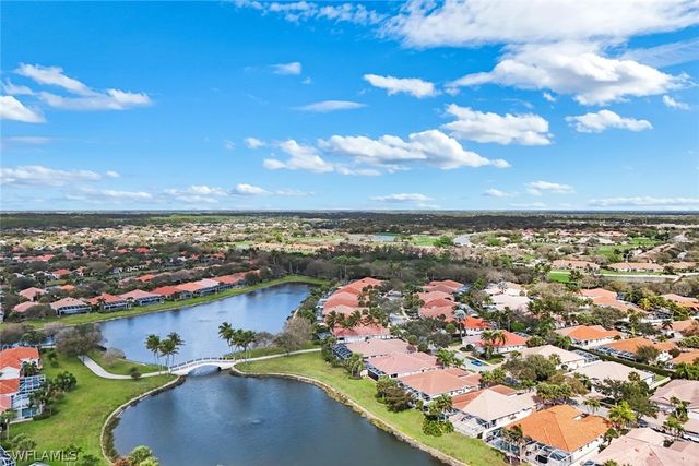 4272 Redonda LN, Naples, FL 34119