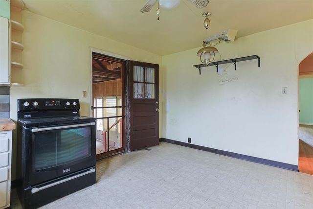 19702 Pasadena Avenue, South Bend, IN 46614