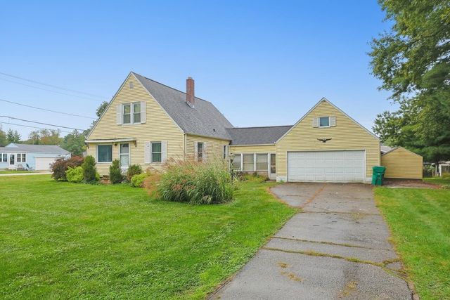 19702 Pasadena Avenue, South Bend, IN 46614
