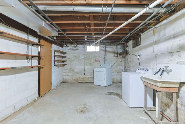 19702 Pasadena Avenue, South Bend, IN 46614
