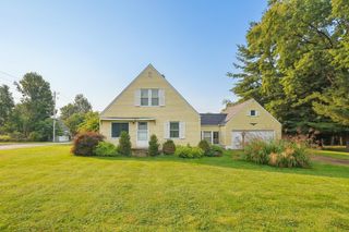 19702 Pasadena Avenue, South Bend, IN 46614