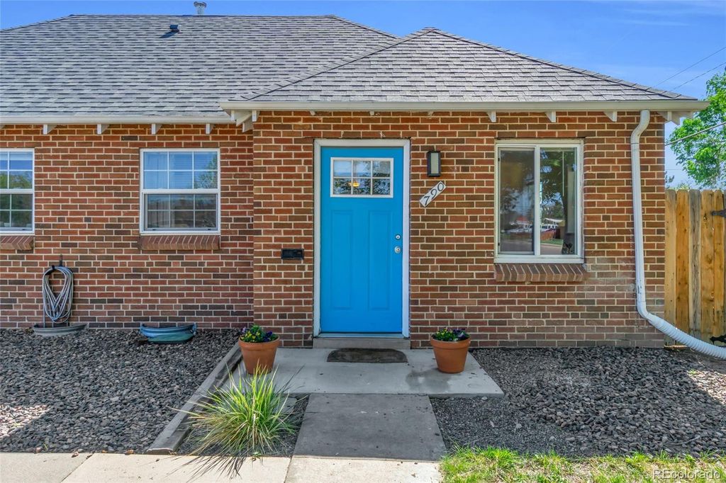 790 S Eliot Street, Denver, CO 80219