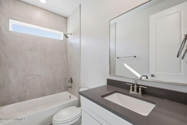 6051 Summer Ridge Avenue, Santa Teresa, NM 88008