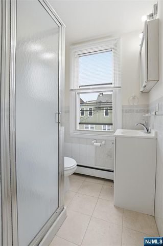 209 Hamilton Street, Harrison, NJ 07029