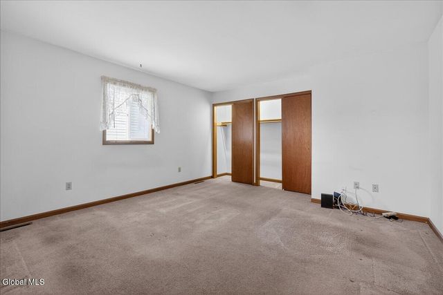 2507 Augustine Avenue, Rotterdam, NY 12306