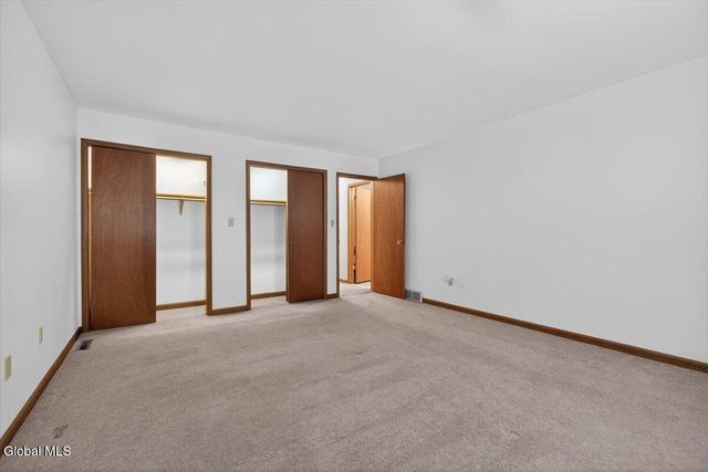 2507 Augustine Avenue, Rotterdam, NY 12306