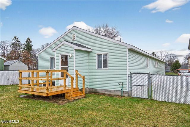 2507 Augustine Avenue, Rotterdam, NY 12306