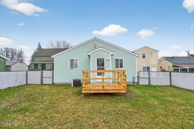 2507 Augustine Avenue, Rotterdam, NY 12306