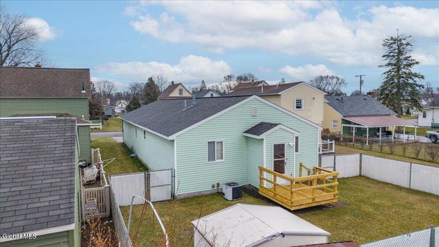 2507 Augustine Avenue, Rotterdam, NY 12306