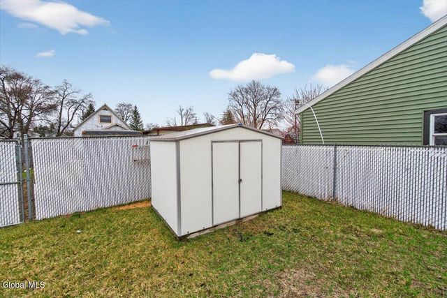 2507 Augustine Avenue, Rotterdam, NY 12306