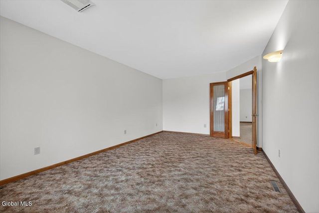 2507 Augustine Avenue, Rotterdam, NY 12306