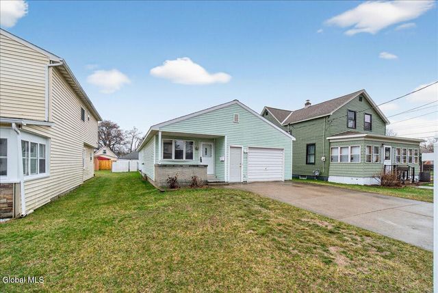 2507 Augustine Avenue, Rotterdam, NY 12306