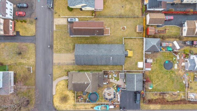 2507 Augustine Avenue, Rotterdam, NY 12306