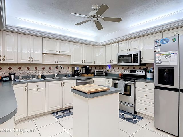 118 WILLOW BEND Lane, Ormond Beach, FL 32174