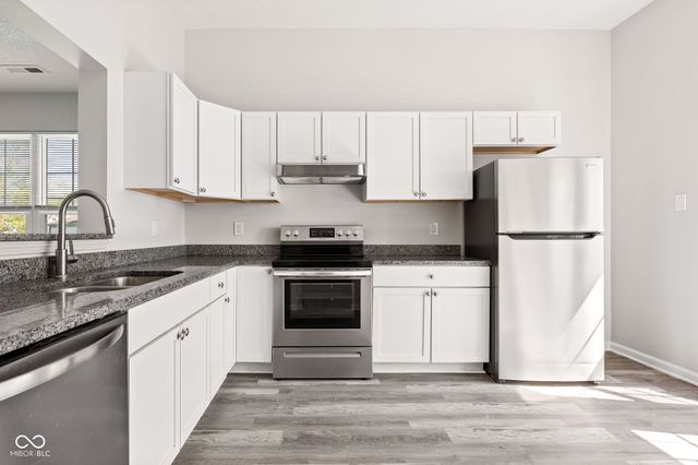 1355 Egret Lane, Greenwood, IN 46143