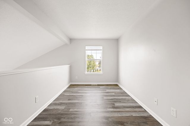 1355 Egret Lane, Greenwood, IN 46143