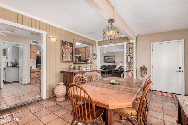 25237 S LAKEWAY Drive, Sun Lakes, AZ 85248