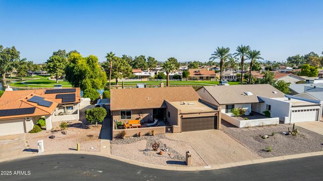 25237 S LAKEWAY Drive, Sun Lakes, AZ 85248
