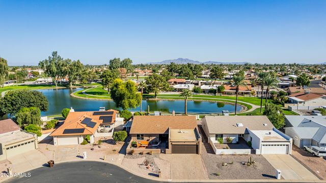 25237 S LAKEWAY Drive, Sun Lakes, AZ 85248