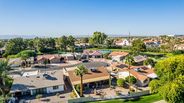 25237 S LAKEWAY Drive, Sun Lakes, AZ 85248