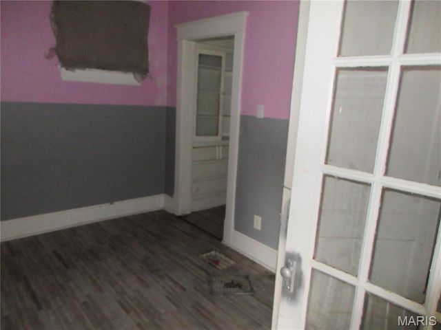 708 Alhambra Court, East St Louis, IL 62205