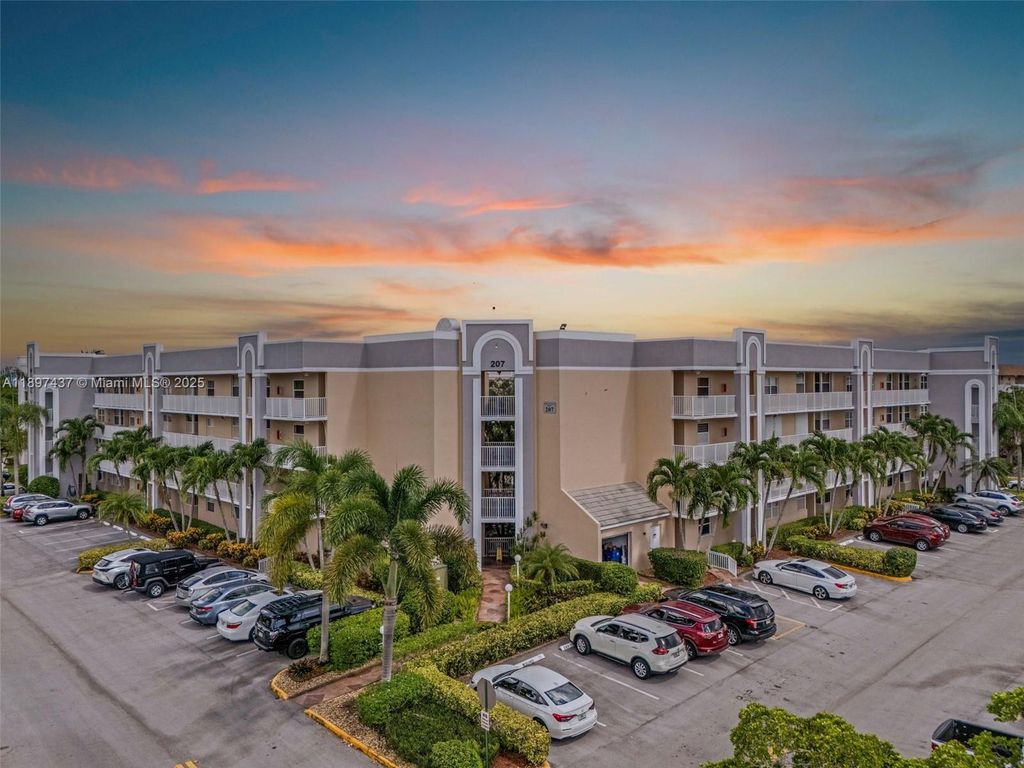 10382 NW 24th Pl 104, Sunrise, FL 33322