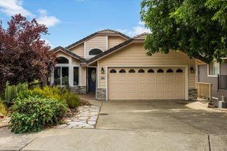 898 Supreme Ct, Auburn, CA 95603