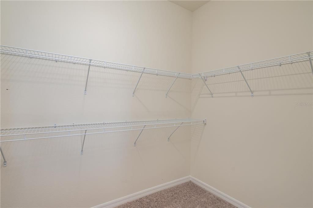 Image 17 of property listing at 2334 SELENIA STREET, Lake Alfred, FL 33850