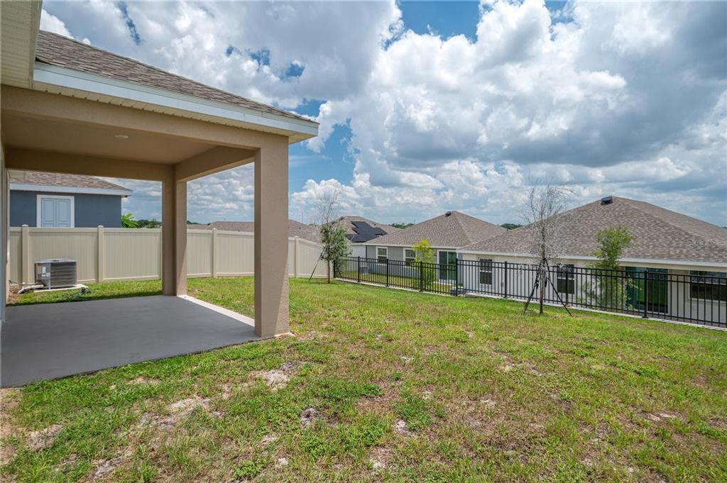 Image 2 of property listing at 2334 SELENIA STREET, Lake Alfred, FL 33850