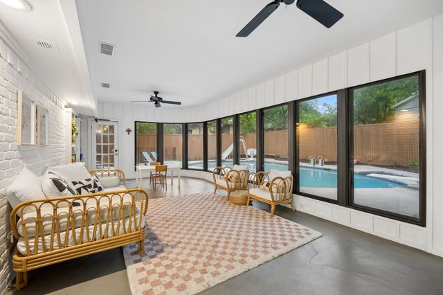 10572 Creekmere Drive, Dallas, TX 75218