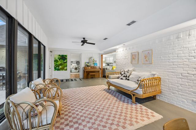 10572 Creekmere Drive, Dallas, TX 75218