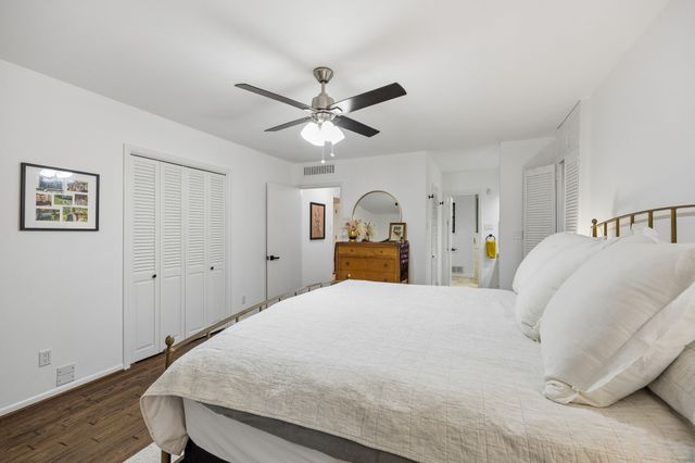 10572 Creekmere Drive, Dallas, TX 75218