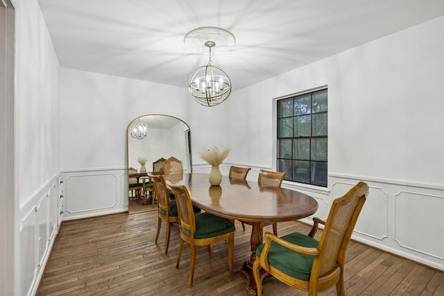 10572 Creekmere Drive, Dallas, TX 75218