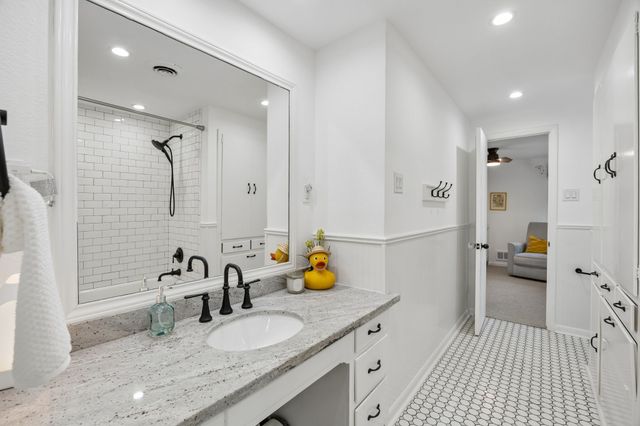 10572 Creekmere Drive, Dallas, TX 75218
