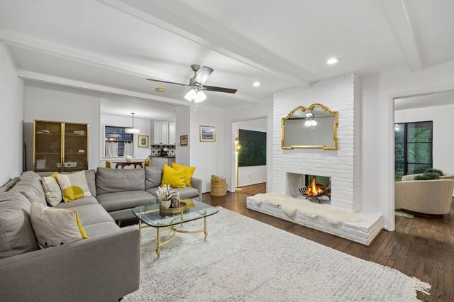 10572 Creekmere Drive, Dallas, TX 75218