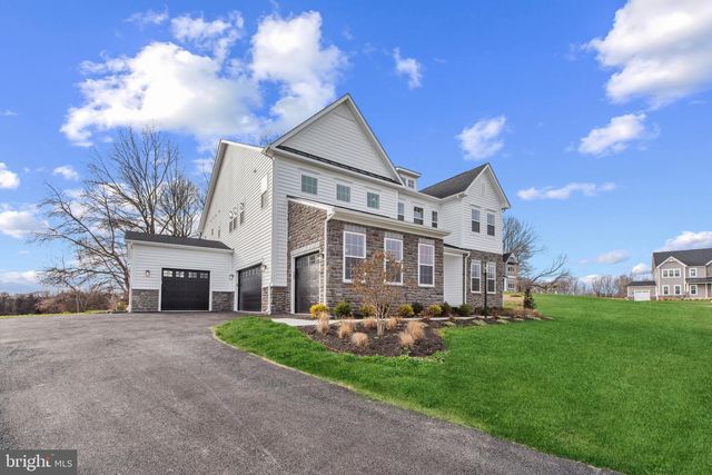 16502 GOLDEN CROWN DR, Upper Marlboro, MD 20774