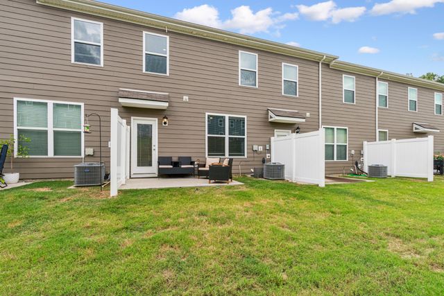 466 Waterfowl Way, Lebanon, TN 37090