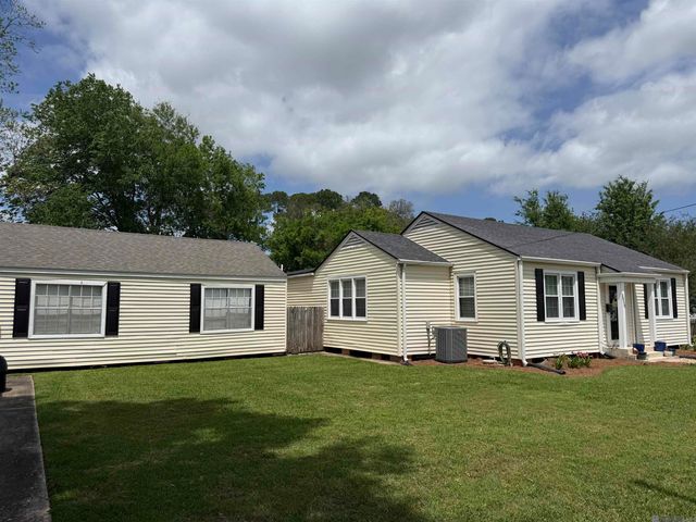 58350 Elm St, Plaquemine, LA 70764