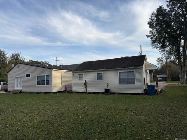 58350 Elm St, Plaquemine, LA 70764
