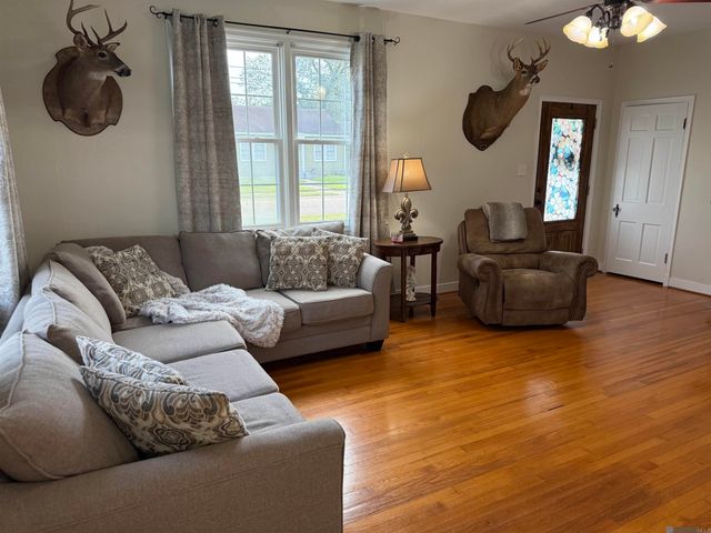 58350 Elm St, Plaquemine, LA 70764