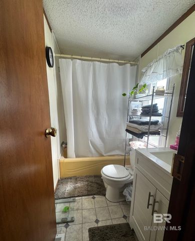 1937 Ridgewood Drive, Lillian, AL 36549