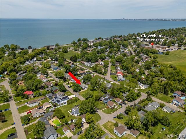 2662 Greenfield Avenue, Hamburg, NY 14075