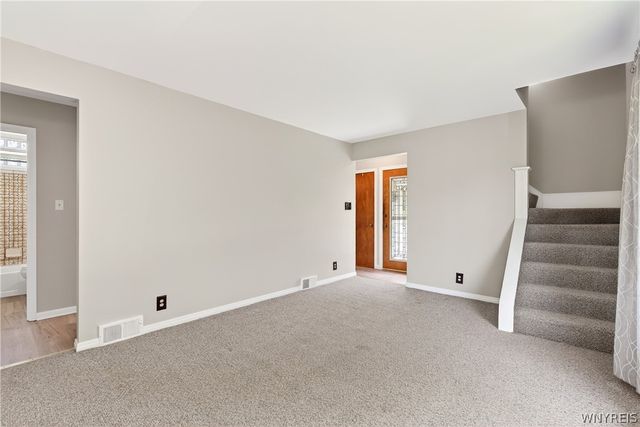 2662 Greenfield Avenue, Hamburg, NY 14075