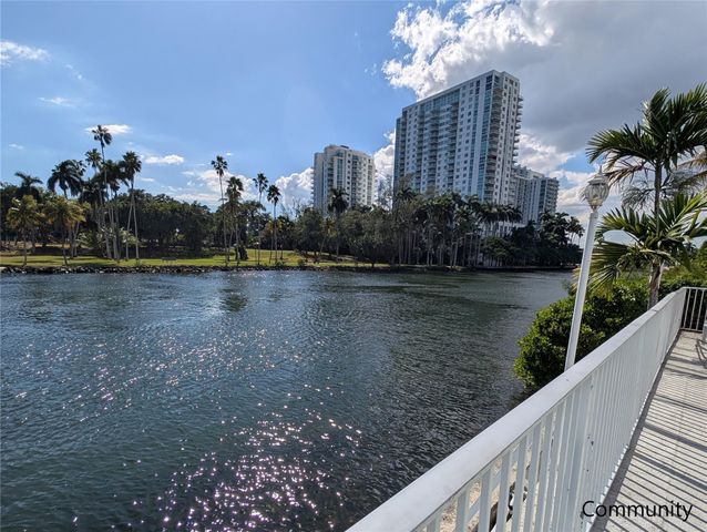 1740 NW North River Dr 329, Miami, FL 33125