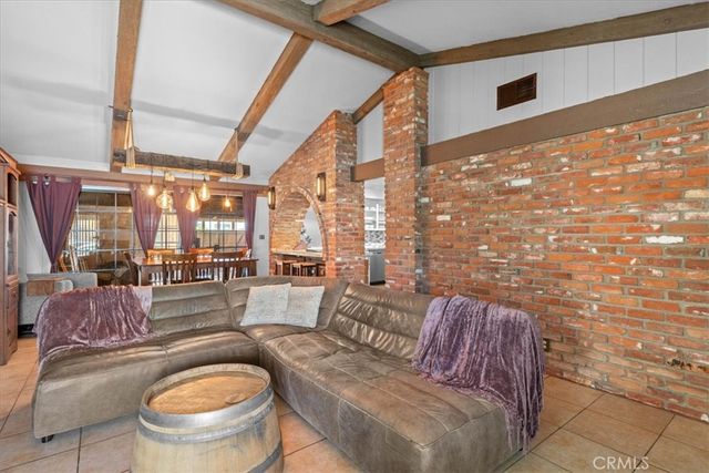 222 Village Square, Fillmore, CA 93015