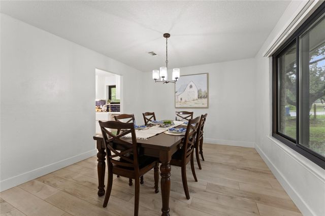 612 Canyon Rim DR, Dripping Springs, TX 78620